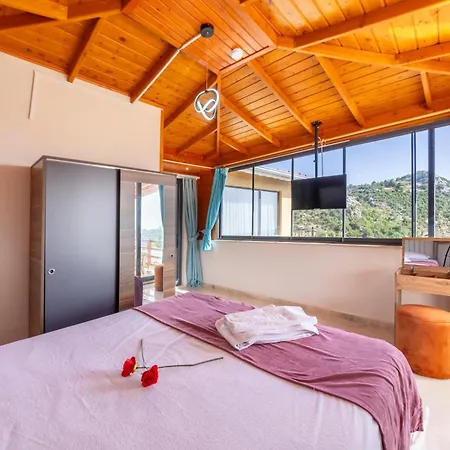 Orpheus- Kalkan Islamlarda Kiralik Villa Islamlar (Mediterranean)